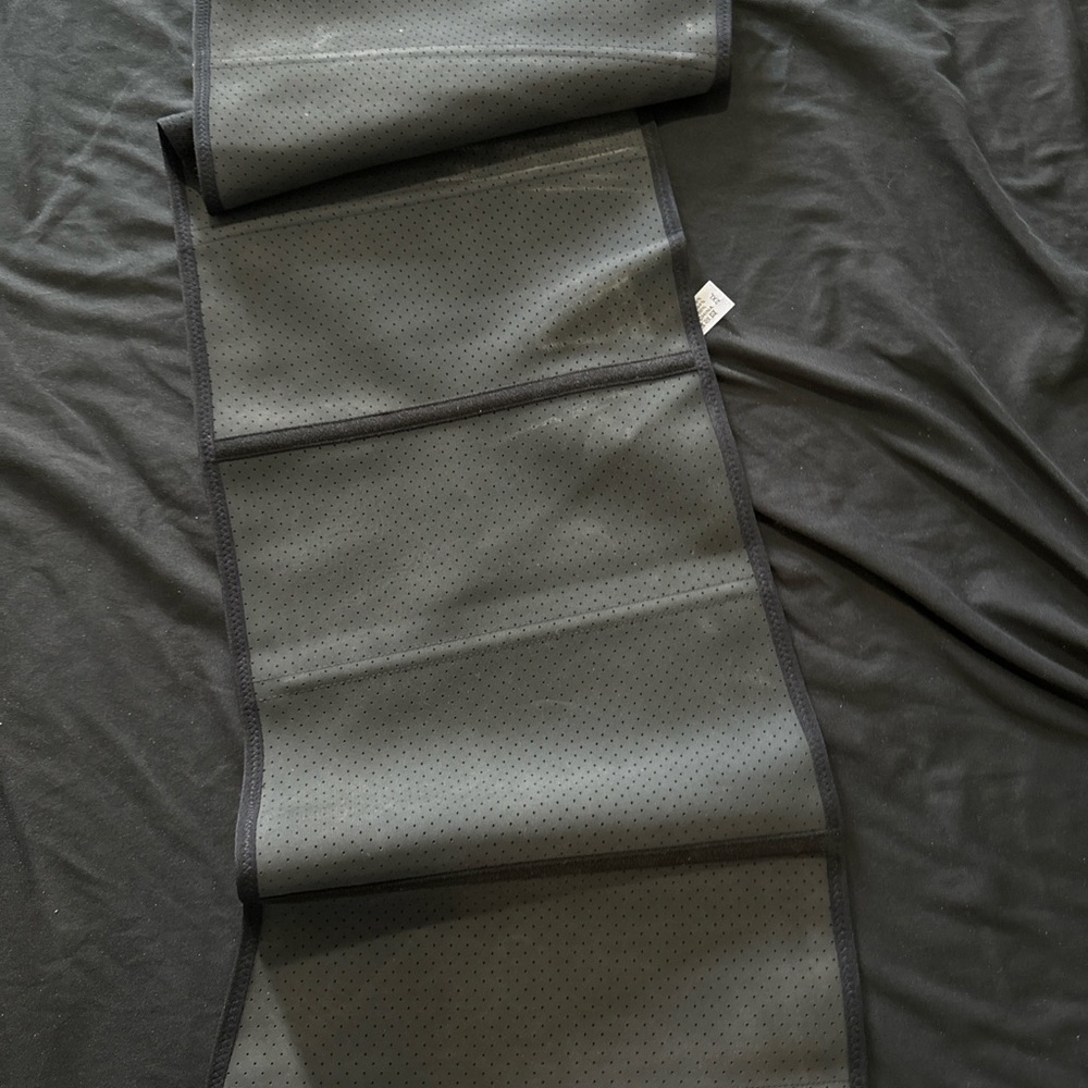 Black waist trainer